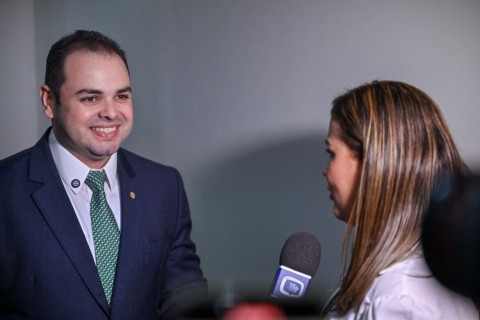 Deputado Roberto Cidade cobra conclusão de polo da UEA em São Paulo de Olivença