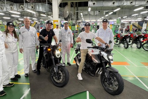 Prefeito David Almeida visita fábrica da Moto Honda da Amazônia, no Polo Industrial de Manaus, e destaca relevância da indústria de duas rodas