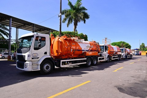 Prefeitura de Manaus reforça frota para serviços de limpeza e manutenção urbana