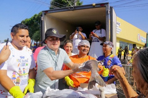 Manaus distribui 120 toneladas de peixe para famílias carentes na Semana Santa