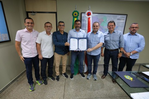 Roberto Cidade articula convênios entre Governo do AM e prefeituras de Manicoré e Carauari